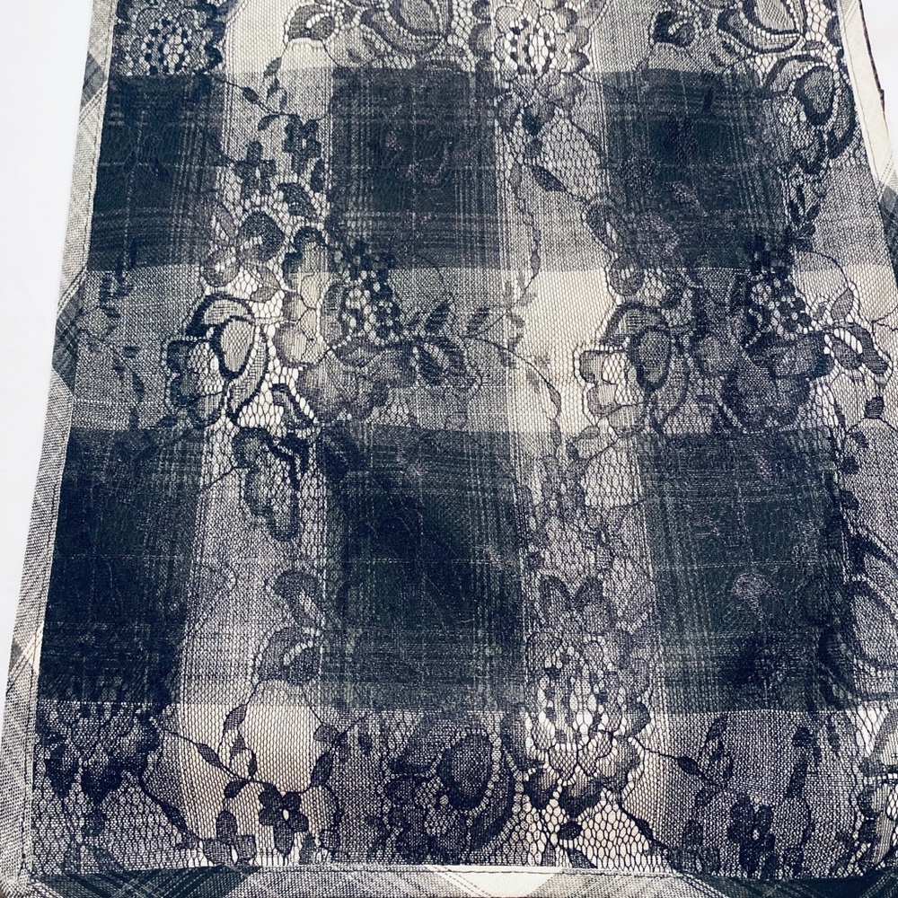 Halloween Black Lace Table Runner
